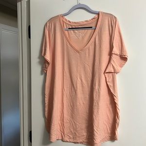 Torrid super soft tshirt size 4, peach color